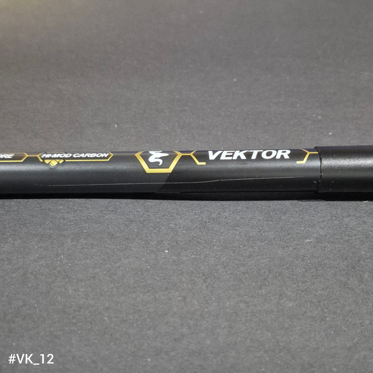 Vektor 15" Standard - Cosmetic Blemish
